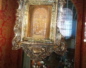 Manopello