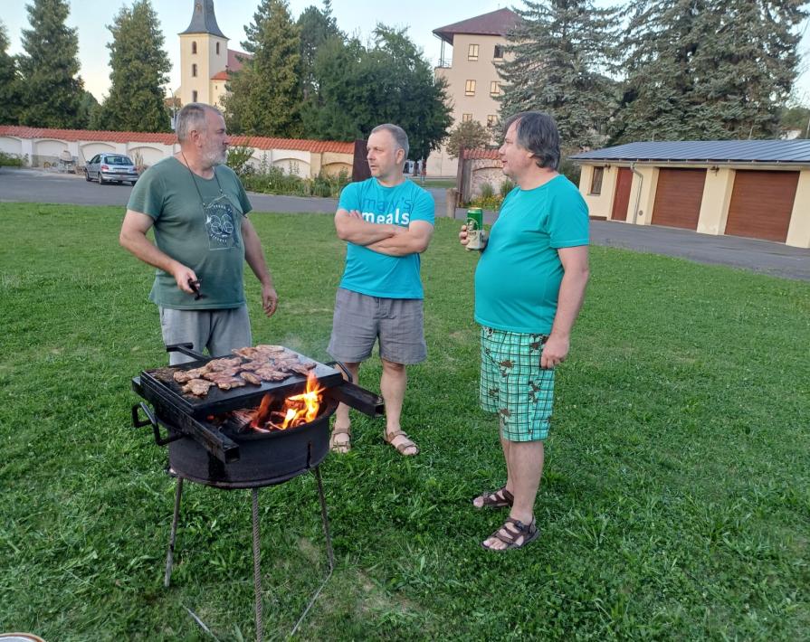 21. 8. 2024 Opékání s přáteli z Brna